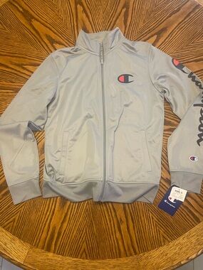 NWT Youth Champion Gray Full-Zip Athletic Jacket with Logo Accents Size YL